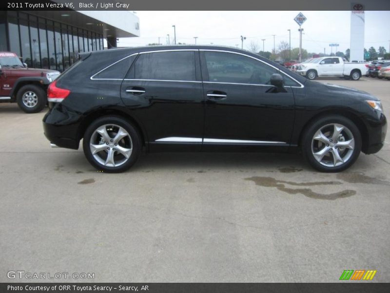 Black / Light Gray 2011 Toyota Venza V6
