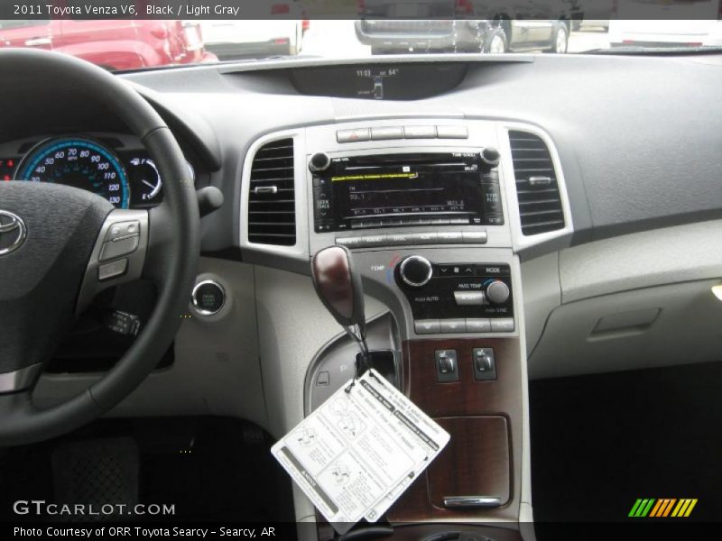 Black / Light Gray 2011 Toyota Venza V6