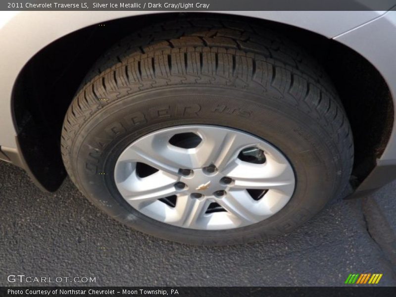 Silver Ice Metallic / Dark Gray/Light Gray 2011 Chevrolet Traverse LS