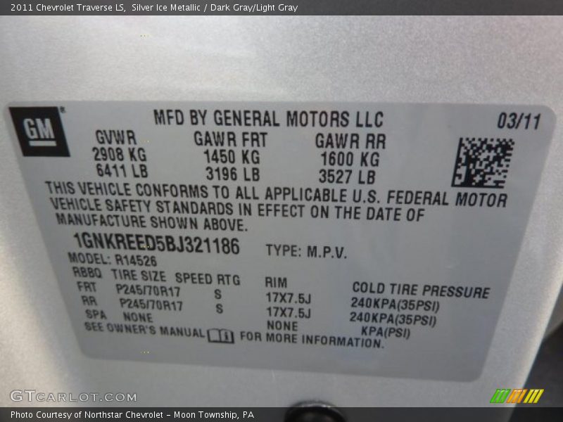 Silver Ice Metallic / Dark Gray/Light Gray 2011 Chevrolet Traverse LS