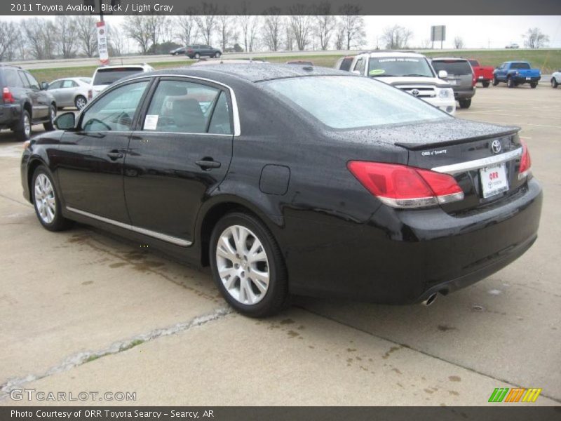 Black / Light Gray 2011 Toyota Avalon
