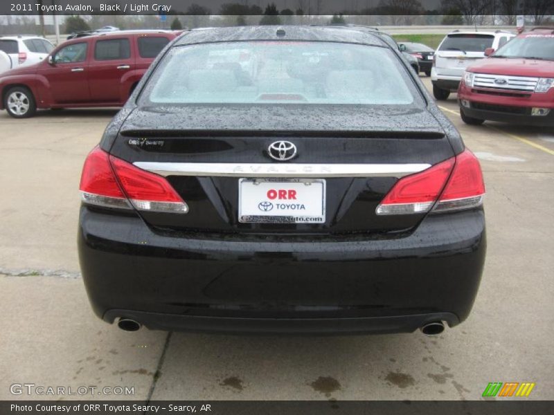 Black / Light Gray 2011 Toyota Avalon