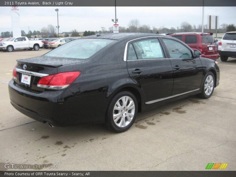 Black / Light Gray 2011 Toyota Avalon