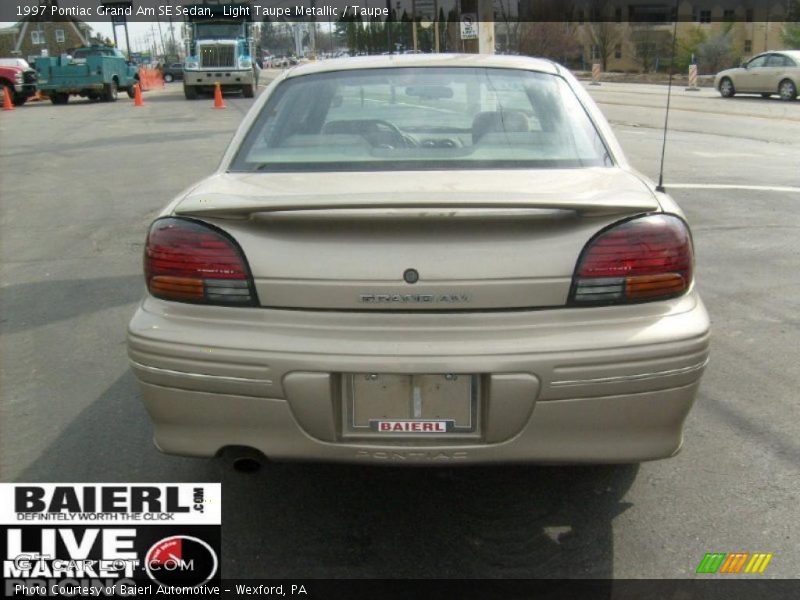 Light Taupe Metallic / Taupe 1997 Pontiac Grand Am SE Sedan