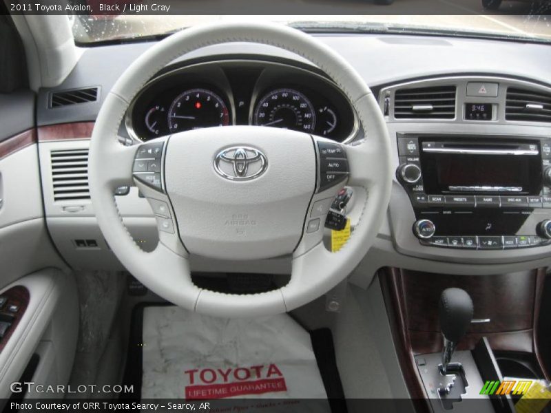 Black / Light Gray 2011 Toyota Avalon