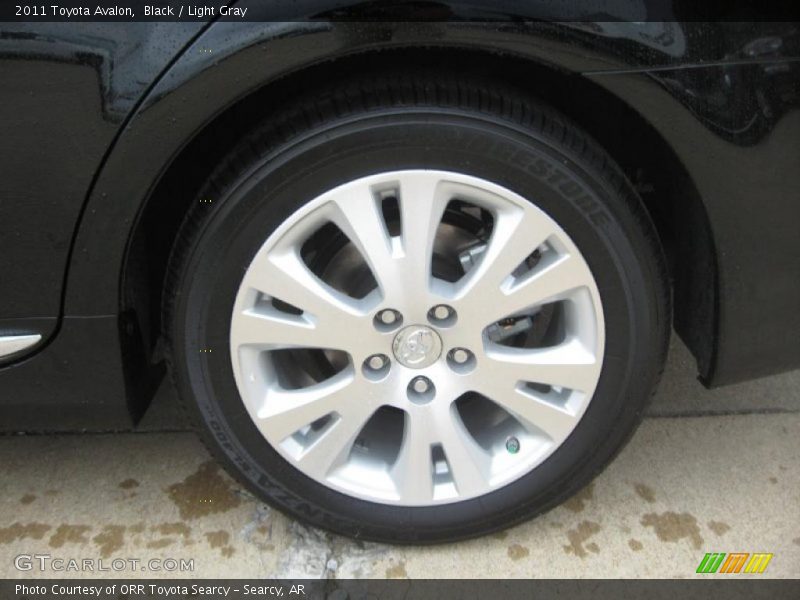 Black / Light Gray 2011 Toyota Avalon