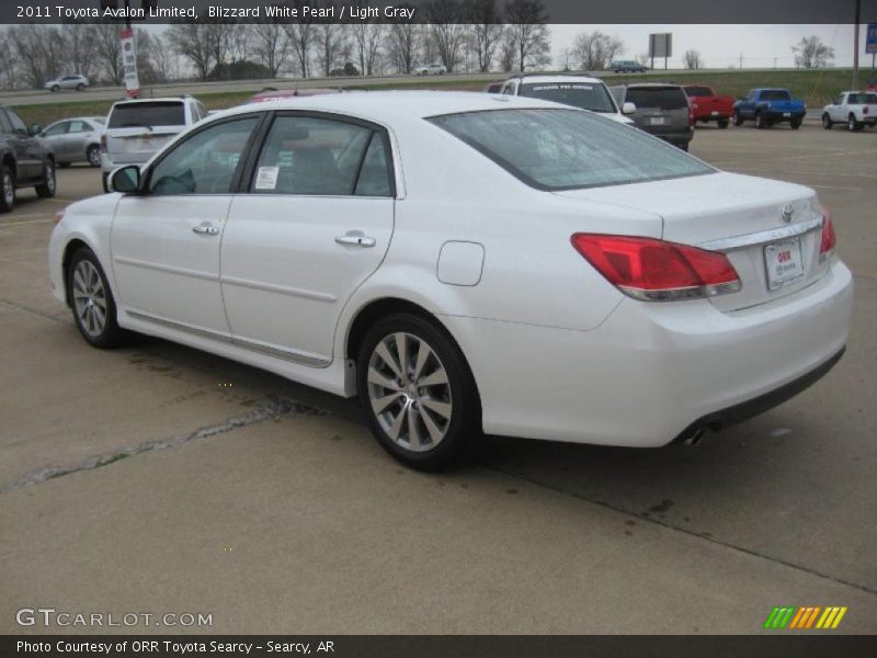 Blizzard White Pearl / Light Gray 2011 Toyota Avalon Limited