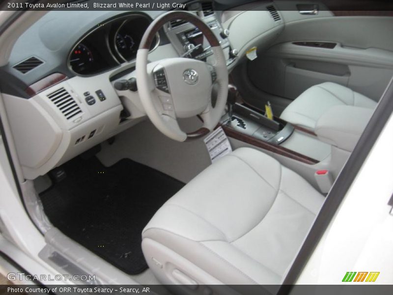 Blizzard White Pearl / Light Gray 2011 Toyota Avalon Limited