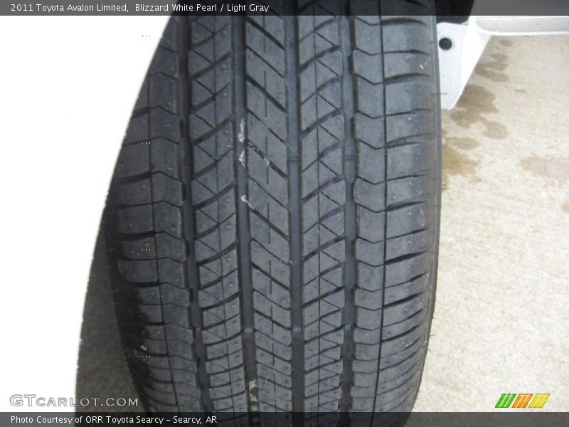 Blizzard White Pearl / Light Gray 2011 Toyota Avalon Limited