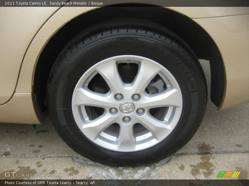 Sandy Beach Metallic / Bisque 2011 Toyota Camry LE