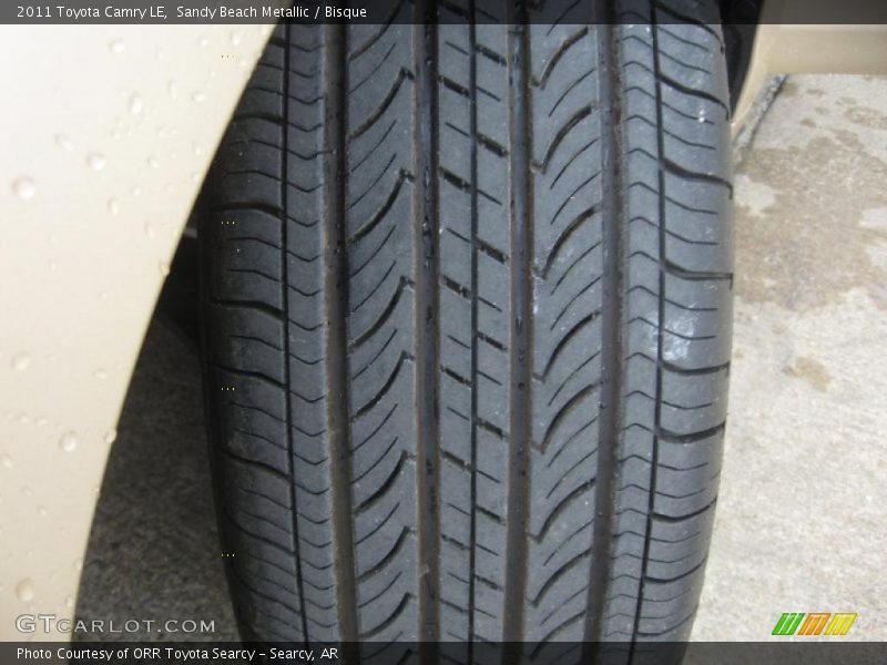 Sandy Beach Metallic / Bisque 2011 Toyota Camry LE