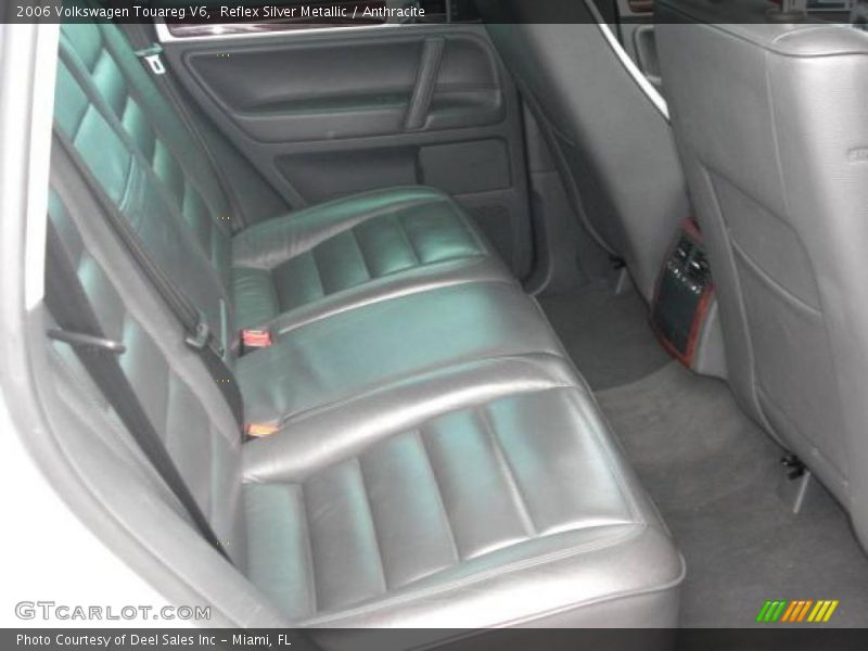 Reflex Silver Metallic / Anthracite 2006 Volkswagen Touareg V6