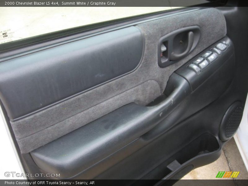 Summit White / Graphite Gray 2000 Chevrolet Blazer LS 4x4