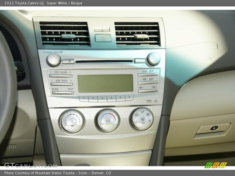 Super White / Bisque 2011 Toyota Camry LE