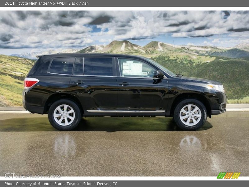 Black / Ash 2011 Toyota Highlander V6 4WD