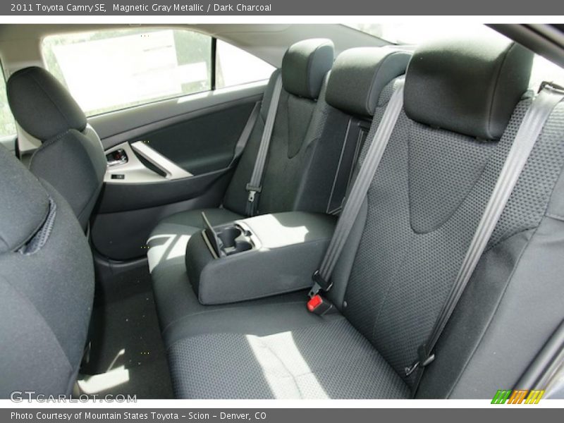 Magnetic Gray Metallic / Dark Charcoal 2011 Toyota Camry SE