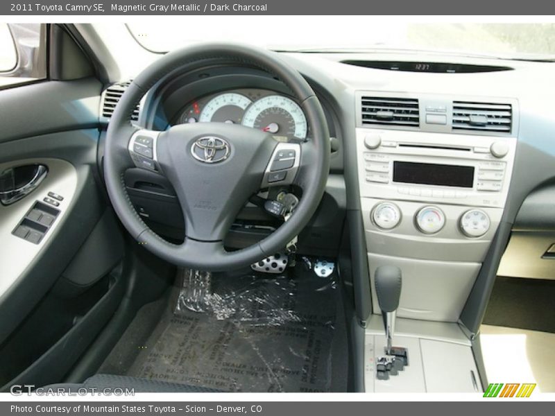 Magnetic Gray Metallic / Dark Charcoal 2011 Toyota Camry SE
