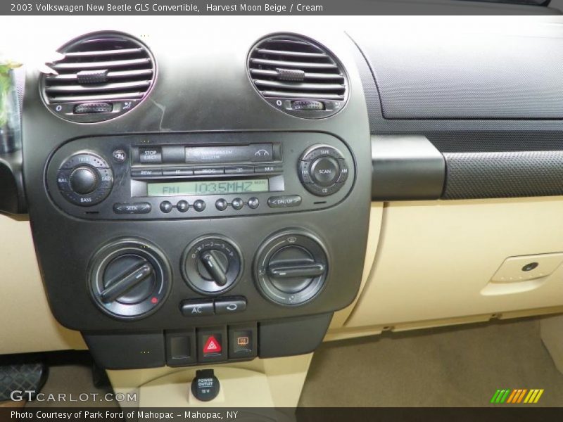 Harvest Moon Beige / Cream 2003 Volkswagen New Beetle GLS Convertible