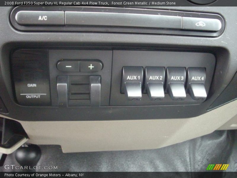 Controls of 2008 F350 Super Duty XL Regular Cab 4x4 Plow Truck