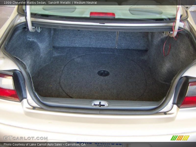  1999 Malibu Sedan Trunk