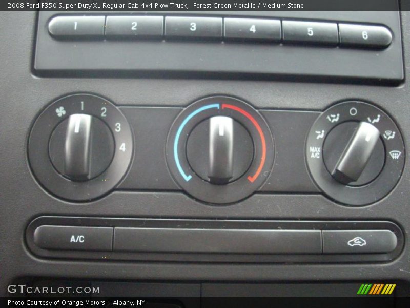Controls of 2008 F350 Super Duty XL Regular Cab 4x4 Plow Truck