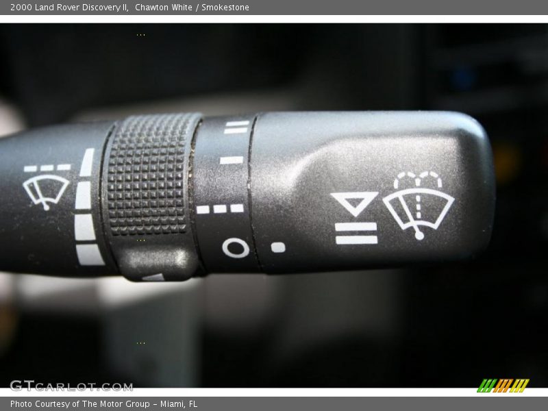 Controls of 2000 Discovery II 