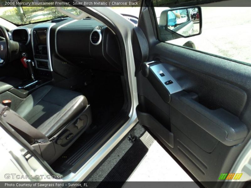 Silver Birch Metallic / Charcoal Black 2008 Mercury Mountaineer Premier