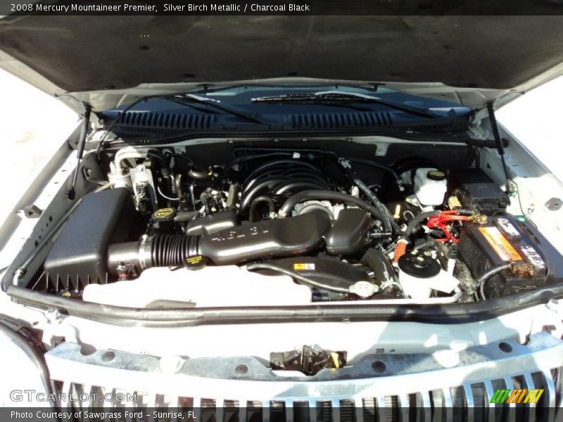 Silver Birch Metallic / Charcoal Black 2008 Mercury Mountaineer Premier