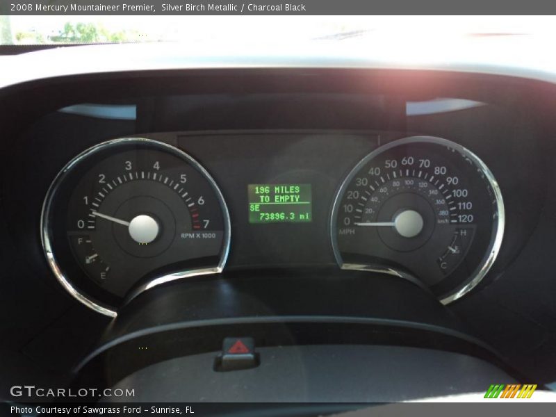 Silver Birch Metallic / Charcoal Black 2008 Mercury Mountaineer Premier