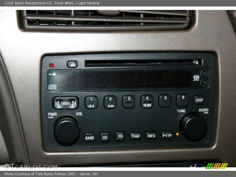 Frost White / Light Neutral 2005 Buick Rendezvous CX