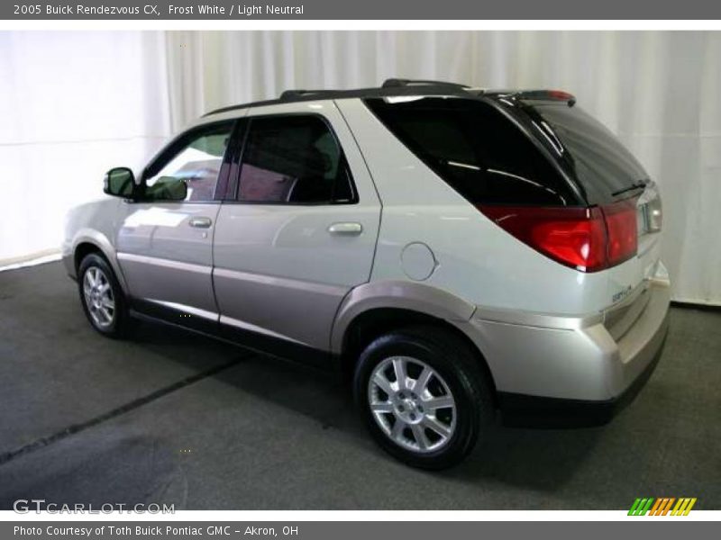 Frost White / Light Neutral 2005 Buick Rendezvous CX