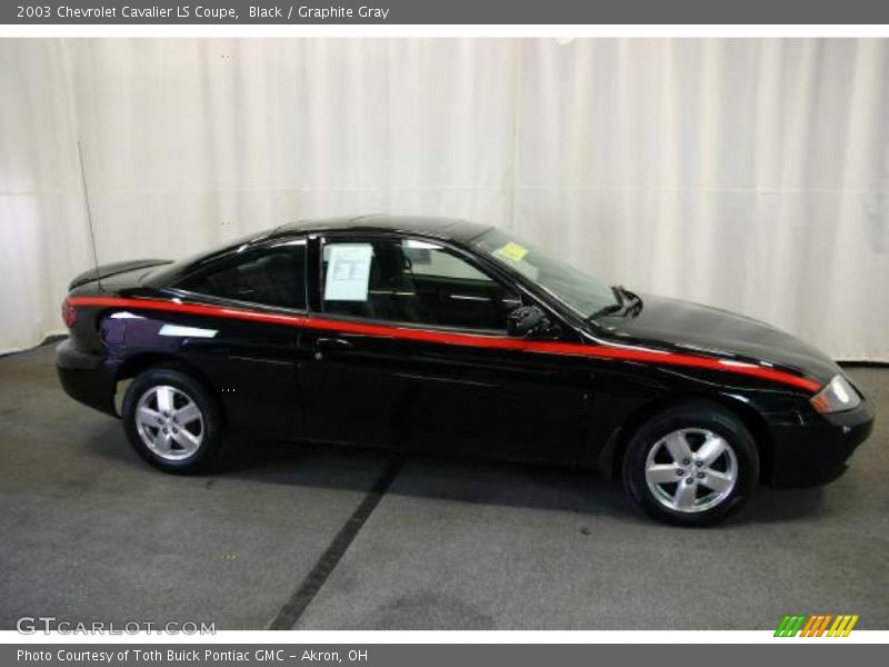 Black / Graphite Gray 2003 Chevrolet Cavalier LS Coupe