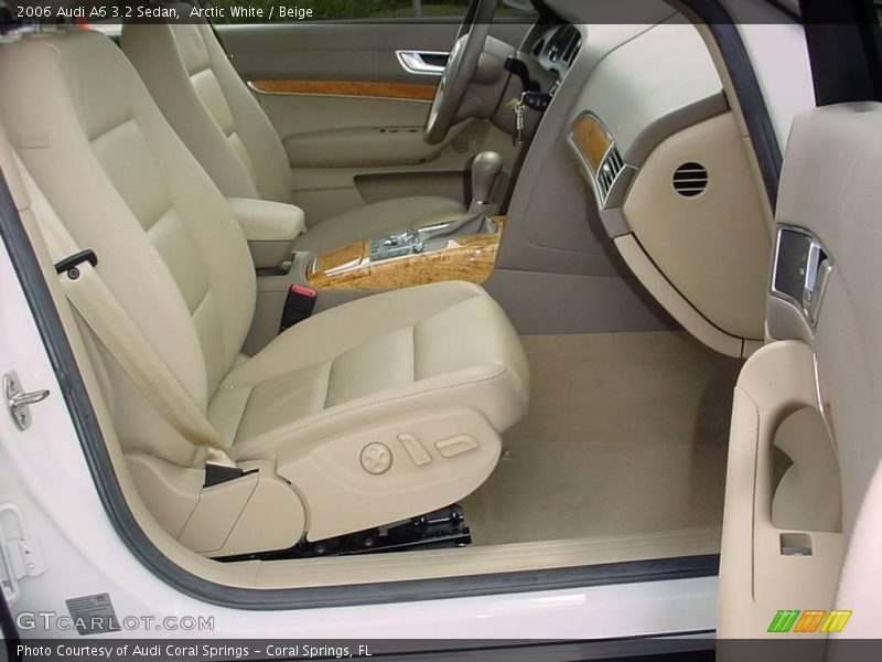 Arctic White / Beige 2006 Audi A6 3.2 Sedan