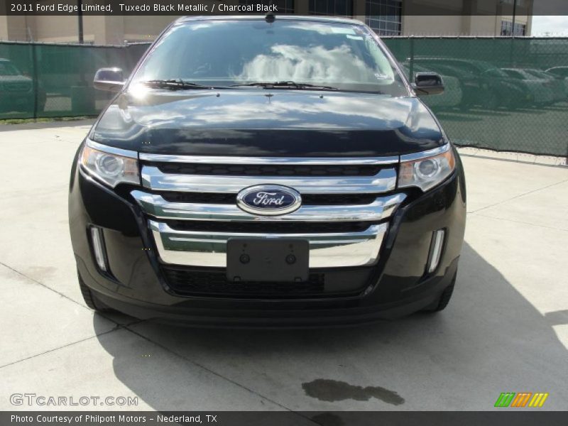 Tuxedo Black Metallic / Charcoal Black 2011 Ford Edge Limited