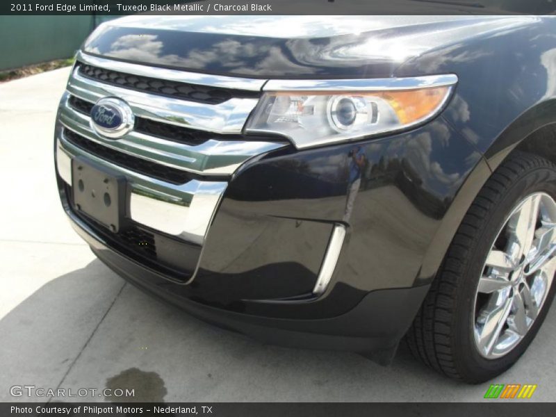  2011 Edge Limited Tuxedo Black Metallic