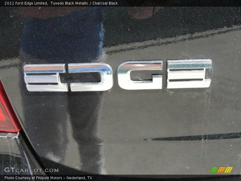 Tuxedo Black Metallic / Charcoal Black 2011 Ford Edge Limited