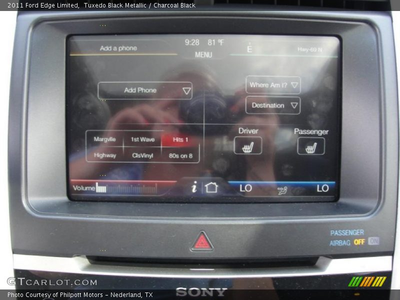 Tuxedo Black Metallic / Charcoal Black 2011 Ford Edge Limited