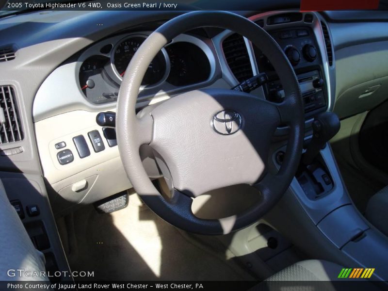 Oasis Green Pearl / Ivory 2005 Toyota Highlander V6 4WD