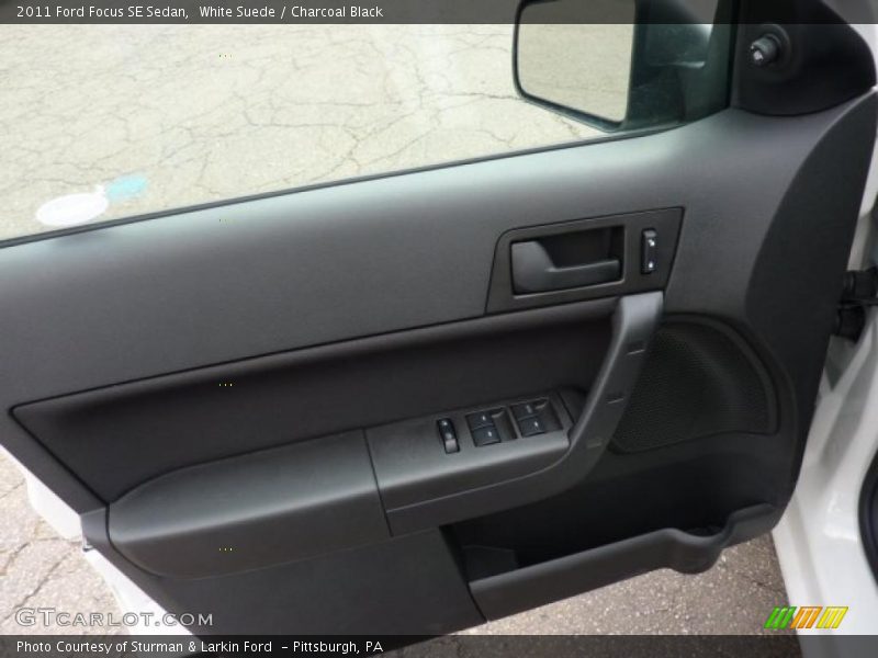 White Suede / Charcoal Black 2011 Ford Focus SE Sedan