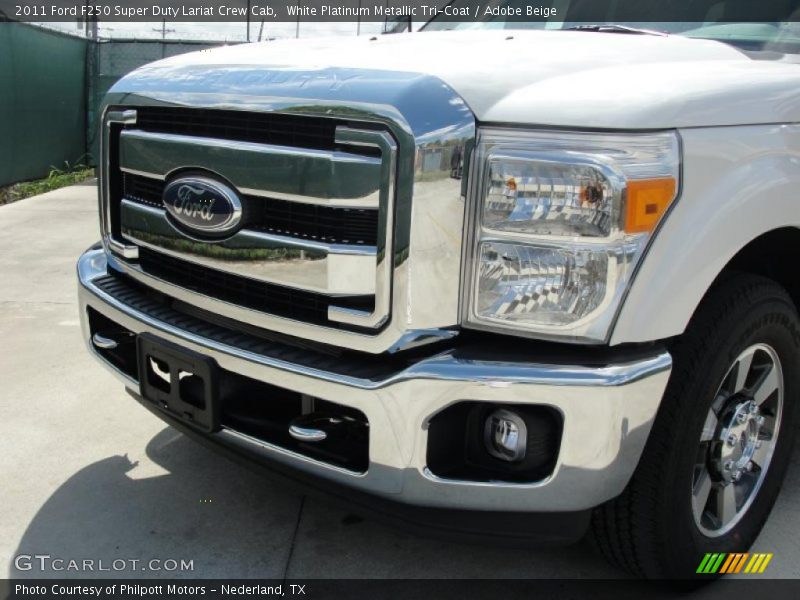 White Platinum Metallic Tri-Coat / Adobe Beige 2011 Ford F250 Super Duty Lariat Crew Cab