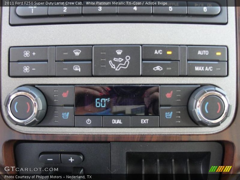 Controls of 2011 F250 Super Duty Lariat Crew Cab