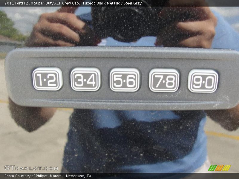 Tuxedo Black Metallic / Steel Gray 2011 Ford F250 Super Duty XLT Crew Cab