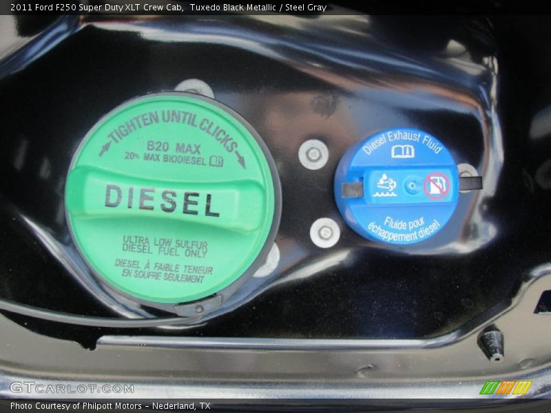 Tuxedo Black Metallic / Steel Gray 2011 Ford F250 Super Duty XLT Crew Cab