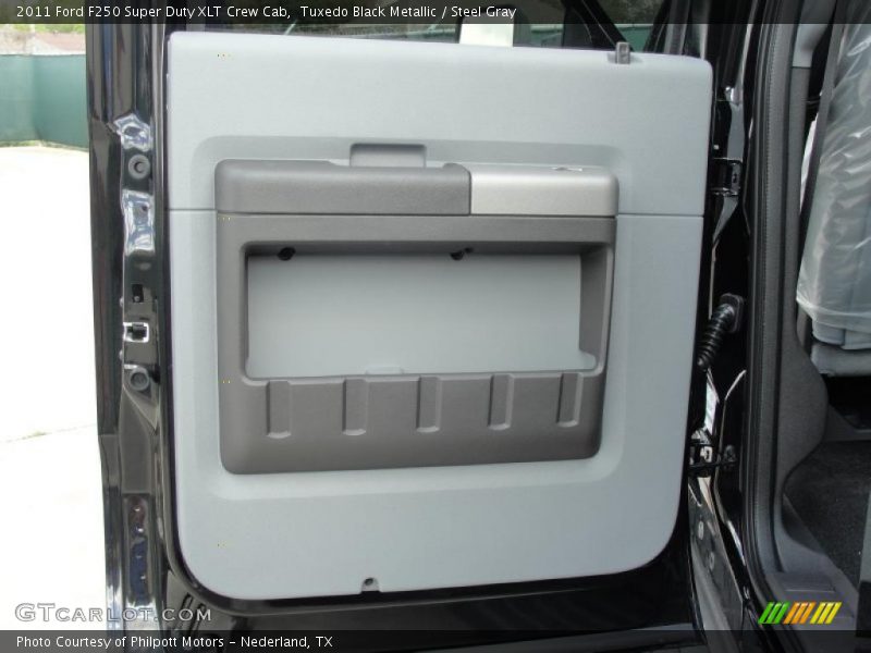Tuxedo Black Metallic / Steel Gray 2011 Ford F250 Super Duty XLT Crew Cab