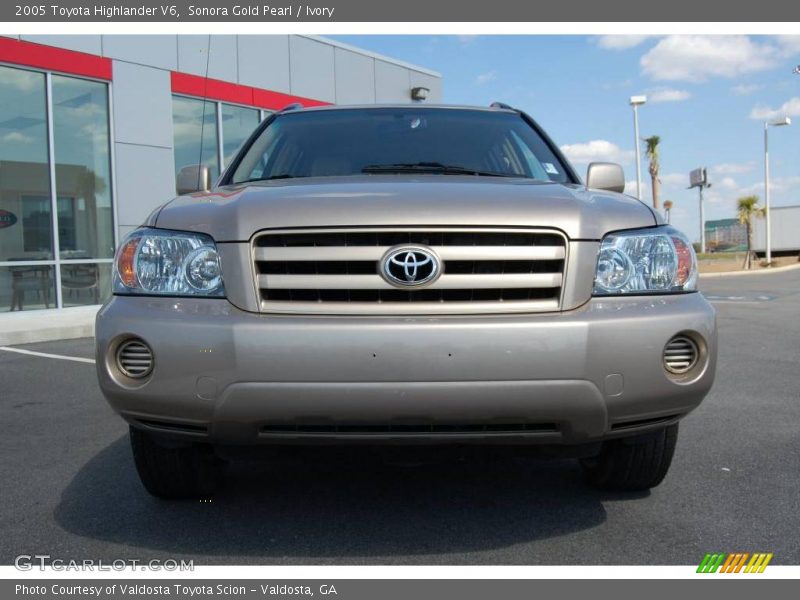 Sonora Gold Pearl / Ivory 2005 Toyota Highlander V6