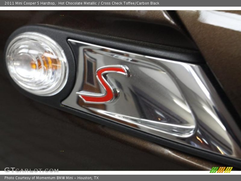 Hot Chocolate Metallic / Cross Check Toffee/Carbon Black 2011 Mini Cooper S Hardtop