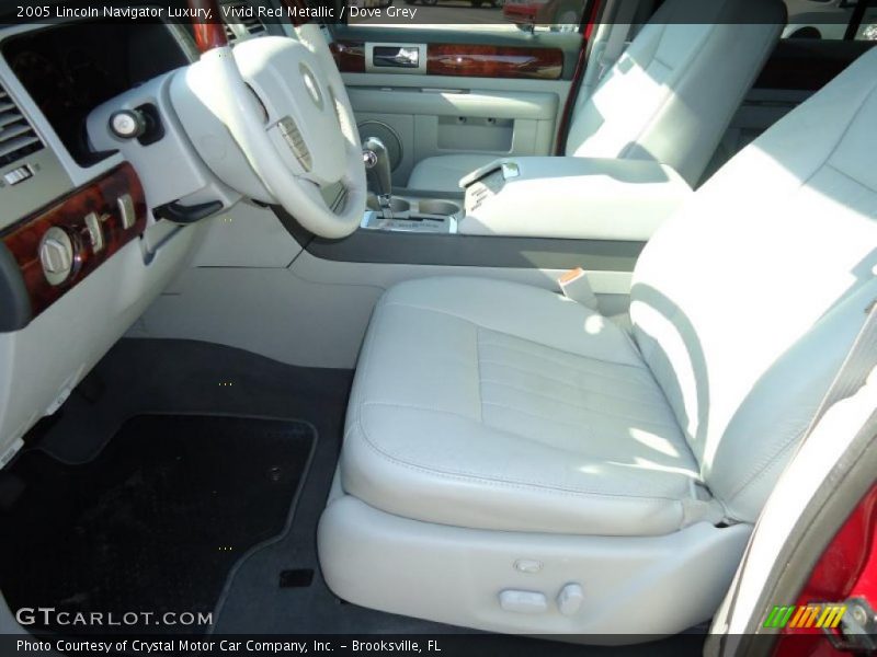  2005 Navigator Luxury Dove Grey Interior