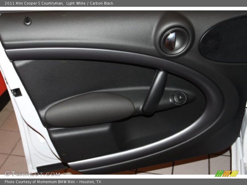 Light White / Carbon Black 2011 Mini Cooper S Countryman