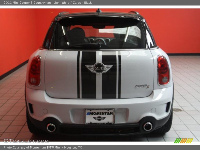 Light White / Carbon Black 2011 Mini Cooper S Countryman