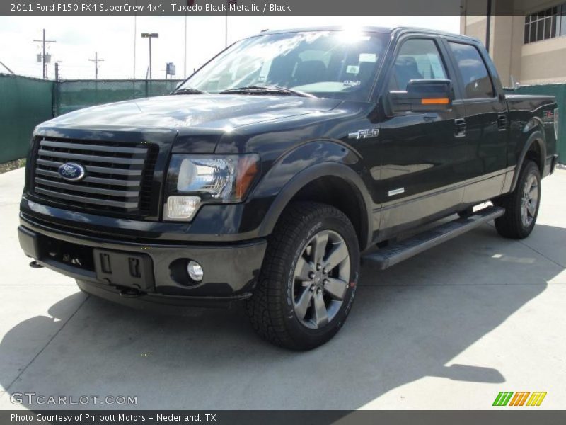 Front 3/4 View of 2011 F150 FX4 SuperCrew 4x4